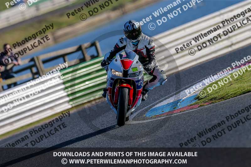 PJM Wedding Photography;enduro digital images;event digital images;eventdigitalimages;mallory park;mallory park photographs;mallory park trackday;mallory park trackday photographs;no limits trackdays;peter wileman photography;racing digital images;trackday digital images;trackday photos